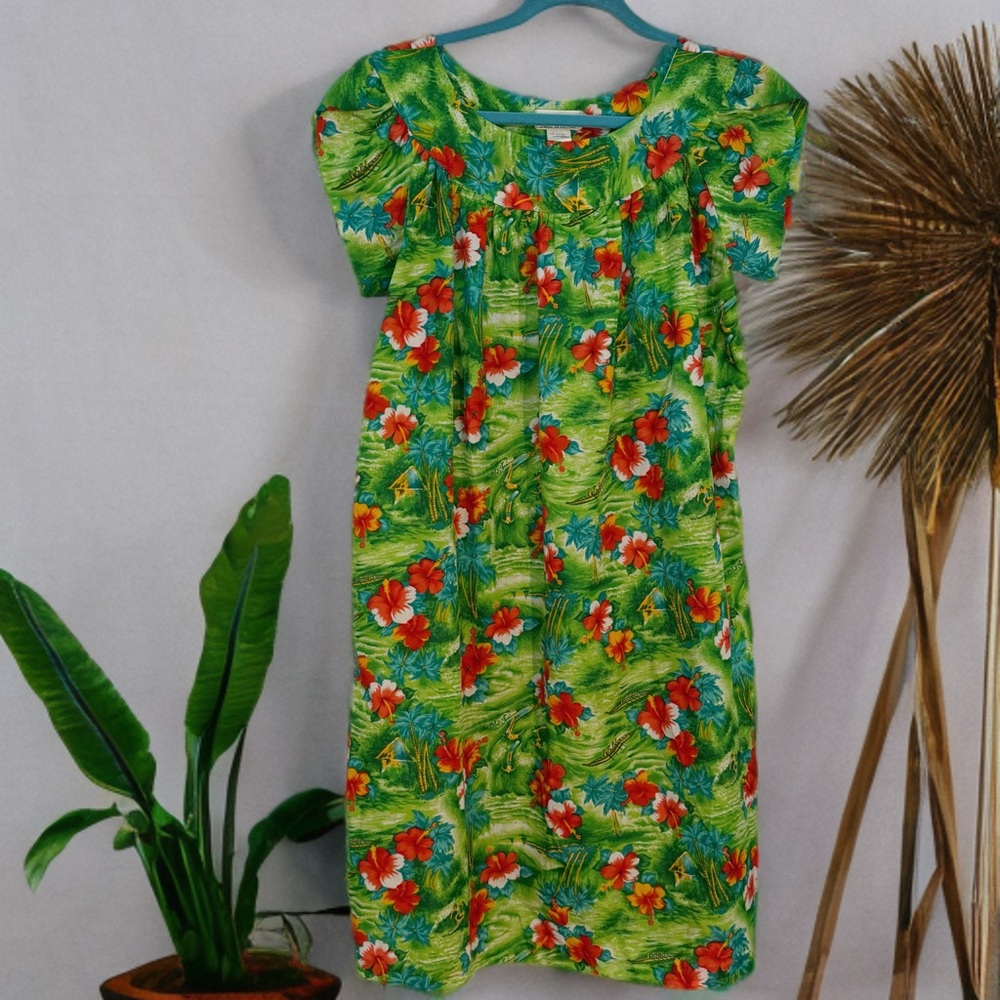 Made in Hawaii Tropical Floral Dress
